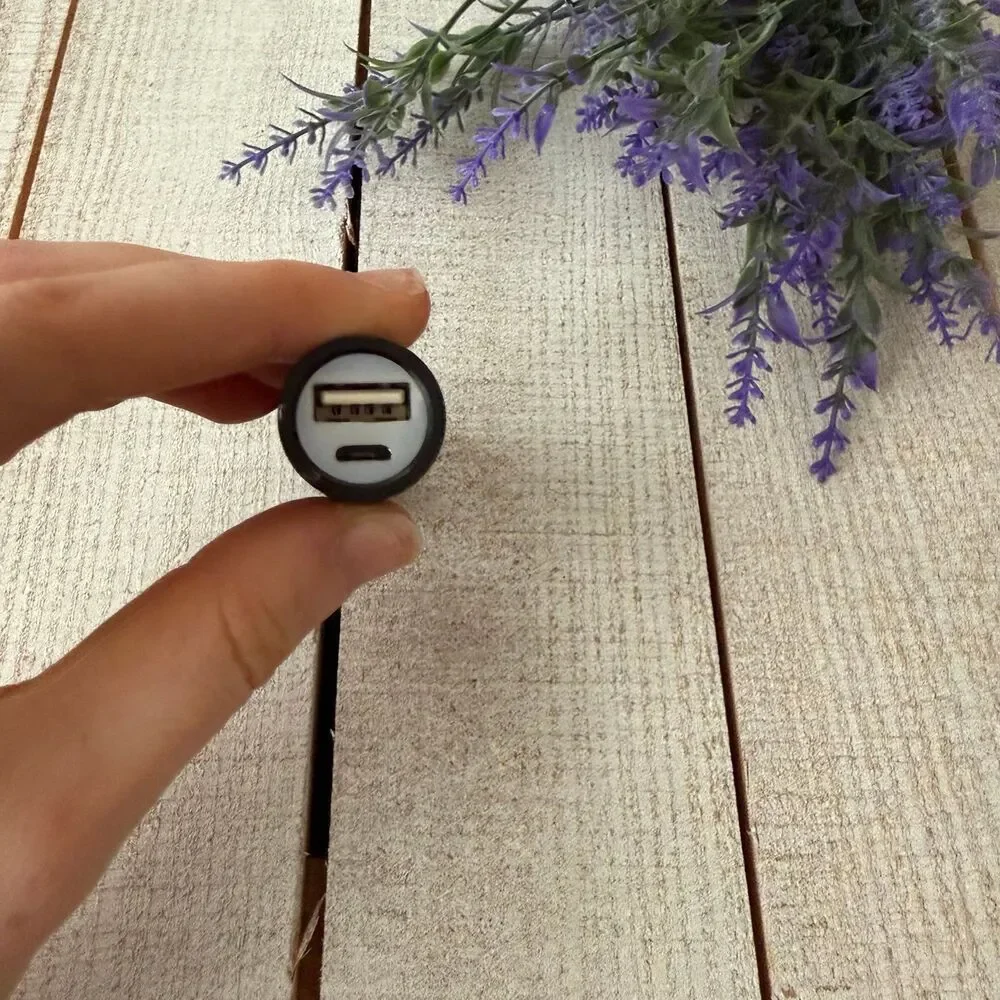 Justin Portable Power Stick